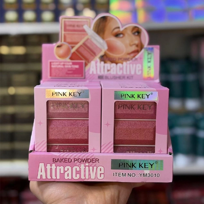 پالت رژگونه سهرنگ Attractive پینک کی کد YM3010 6 پالت رژگونه بیک شده پینک کی مدل Attractive سه رنگ