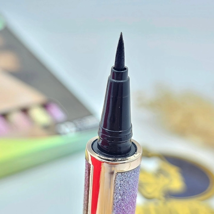 خط چشم ماژیکی پاشا Pasha Cosmetics گیاهی و ضدحساسیت 6 خط چشم ماژیکی پاشا Pasha Cosmetics گیاهی و ضدحساسیت